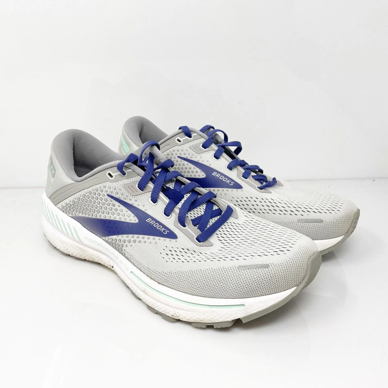 Brooks Womens Adrenaline GTS 22 1203531D045 Gray Running Shoes Sneakers Size 11D