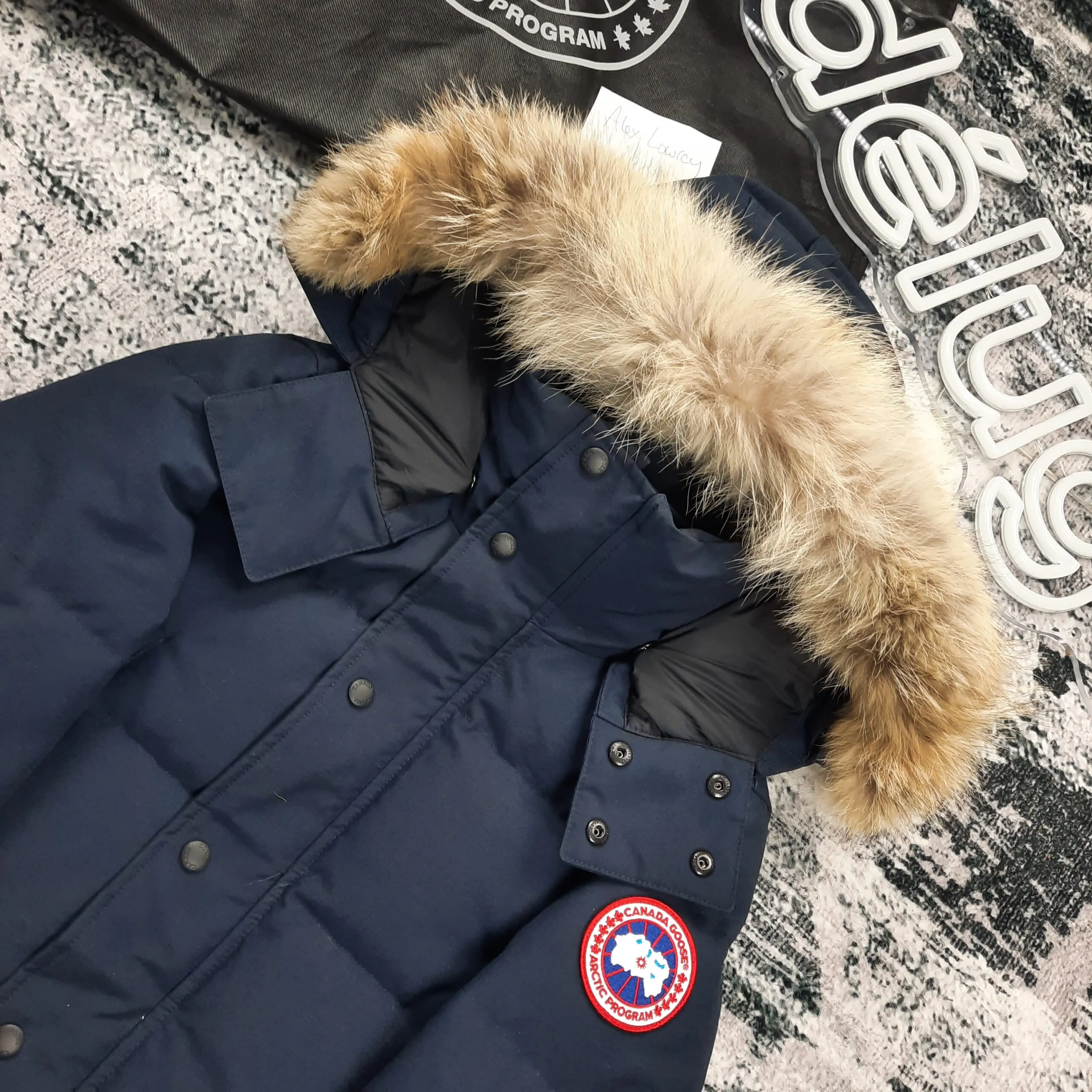 Canada Goose Wyndham Parka - Authentic Luxury Designer