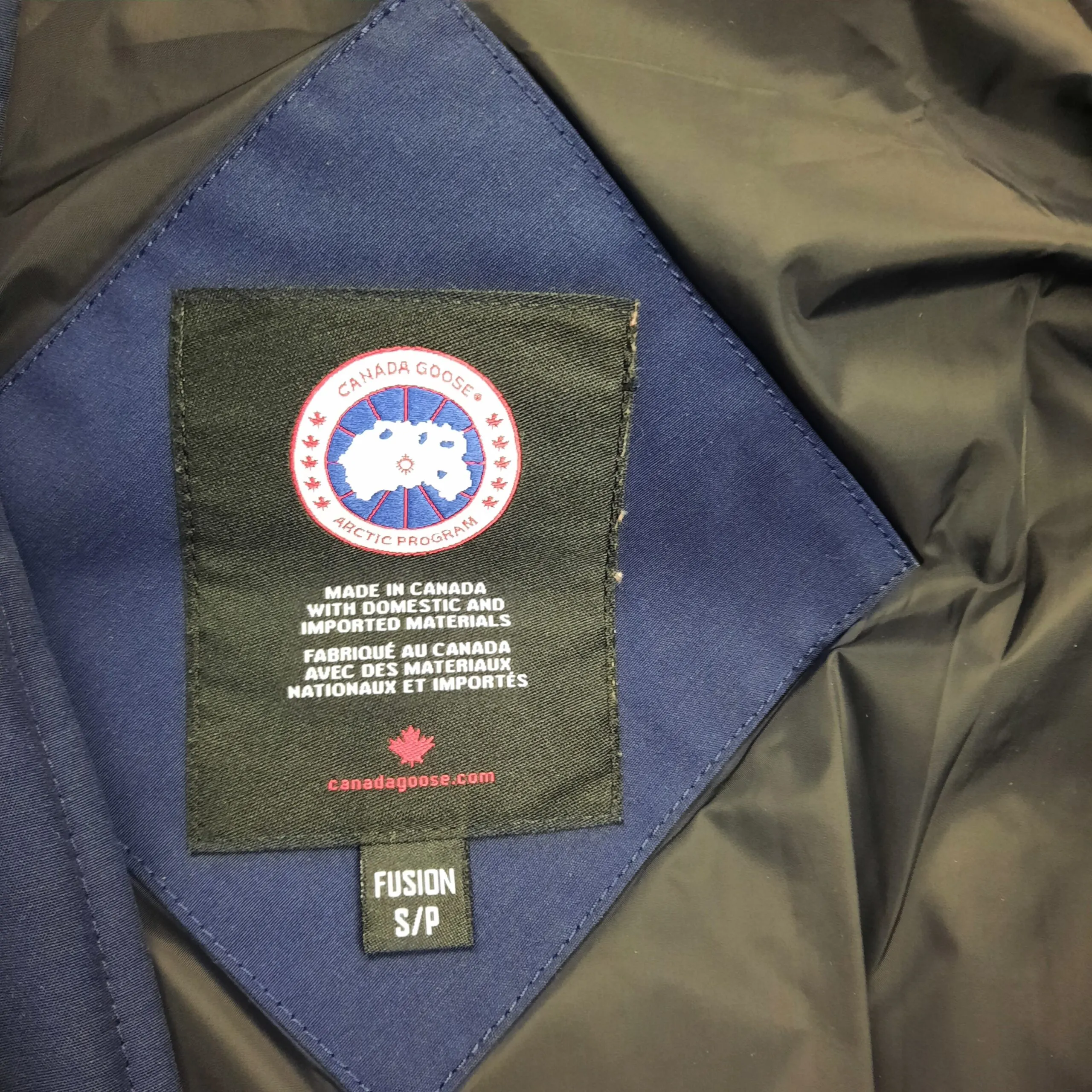 Canada Goose Wyndham Parka - Authentic Luxury Designer