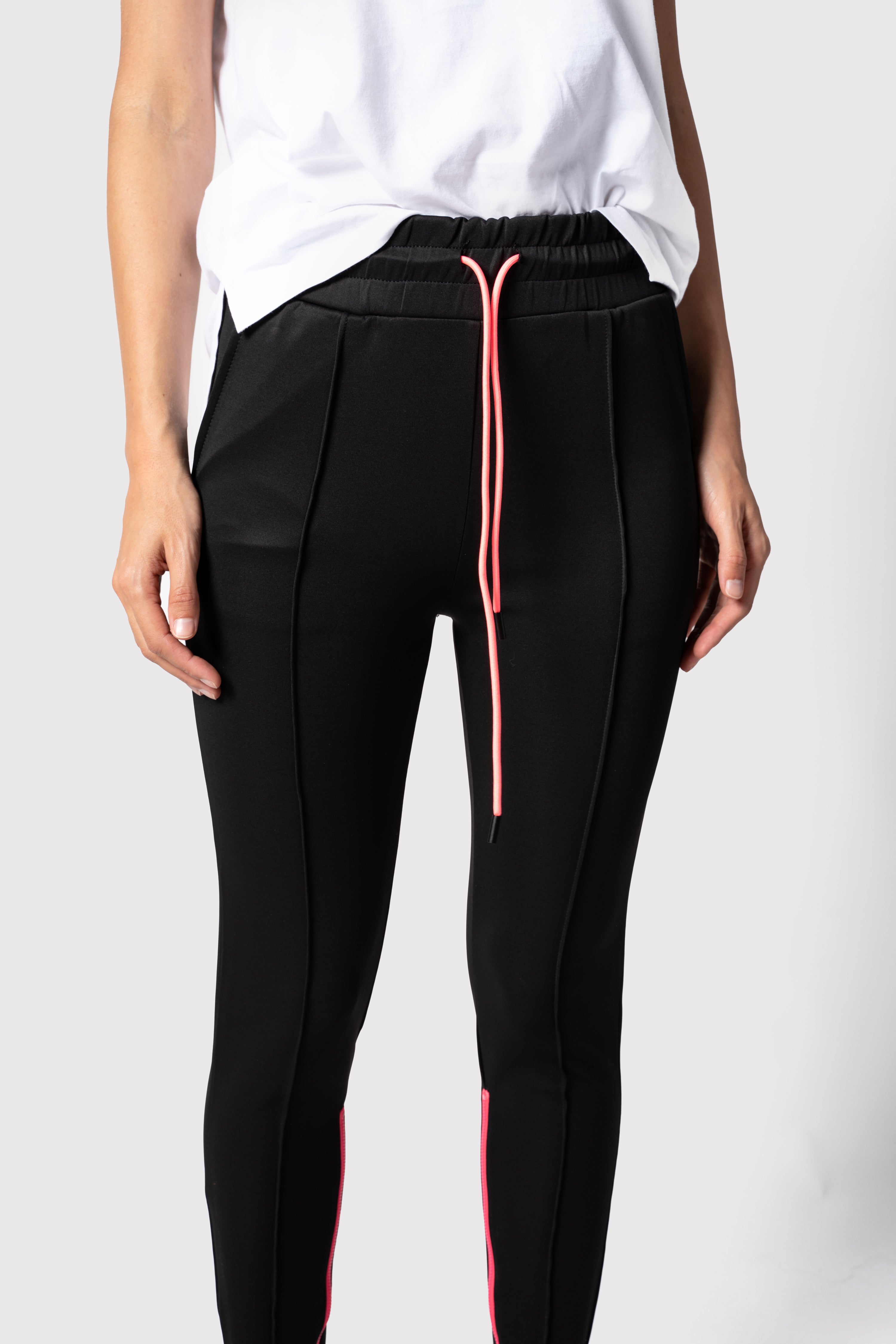 LUPE Pants Black & Pink