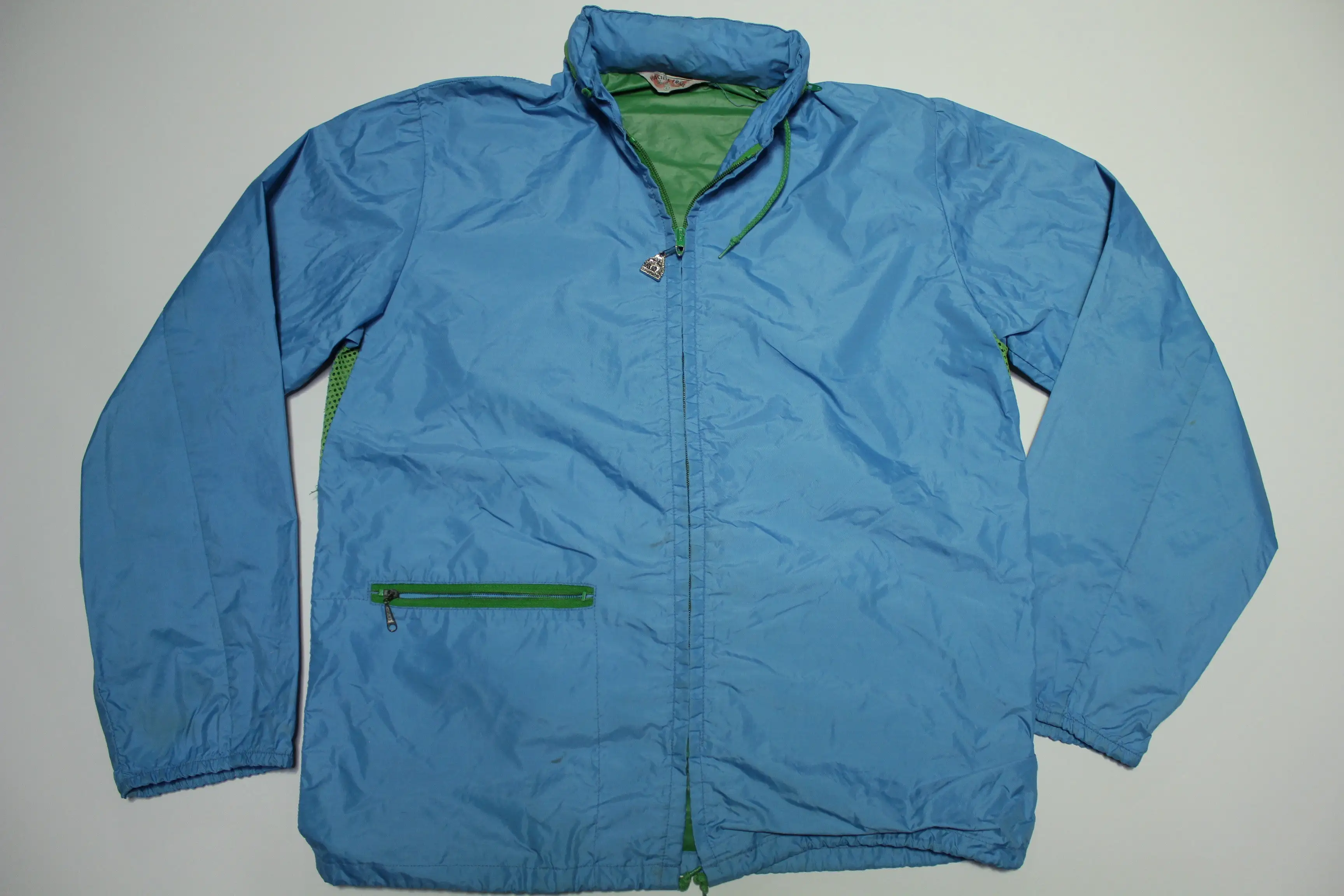 Pacific Trail Nylon Hooded Vented 70's Windbreaker Jacket