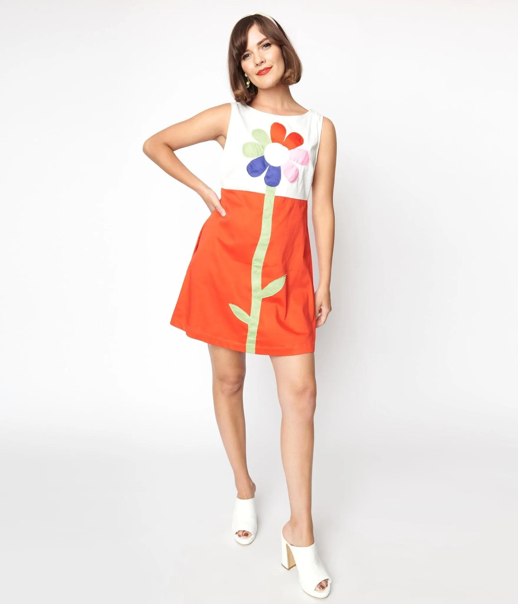 Smak Parlour Retro Style White & Orange Flower Power Shift Dress