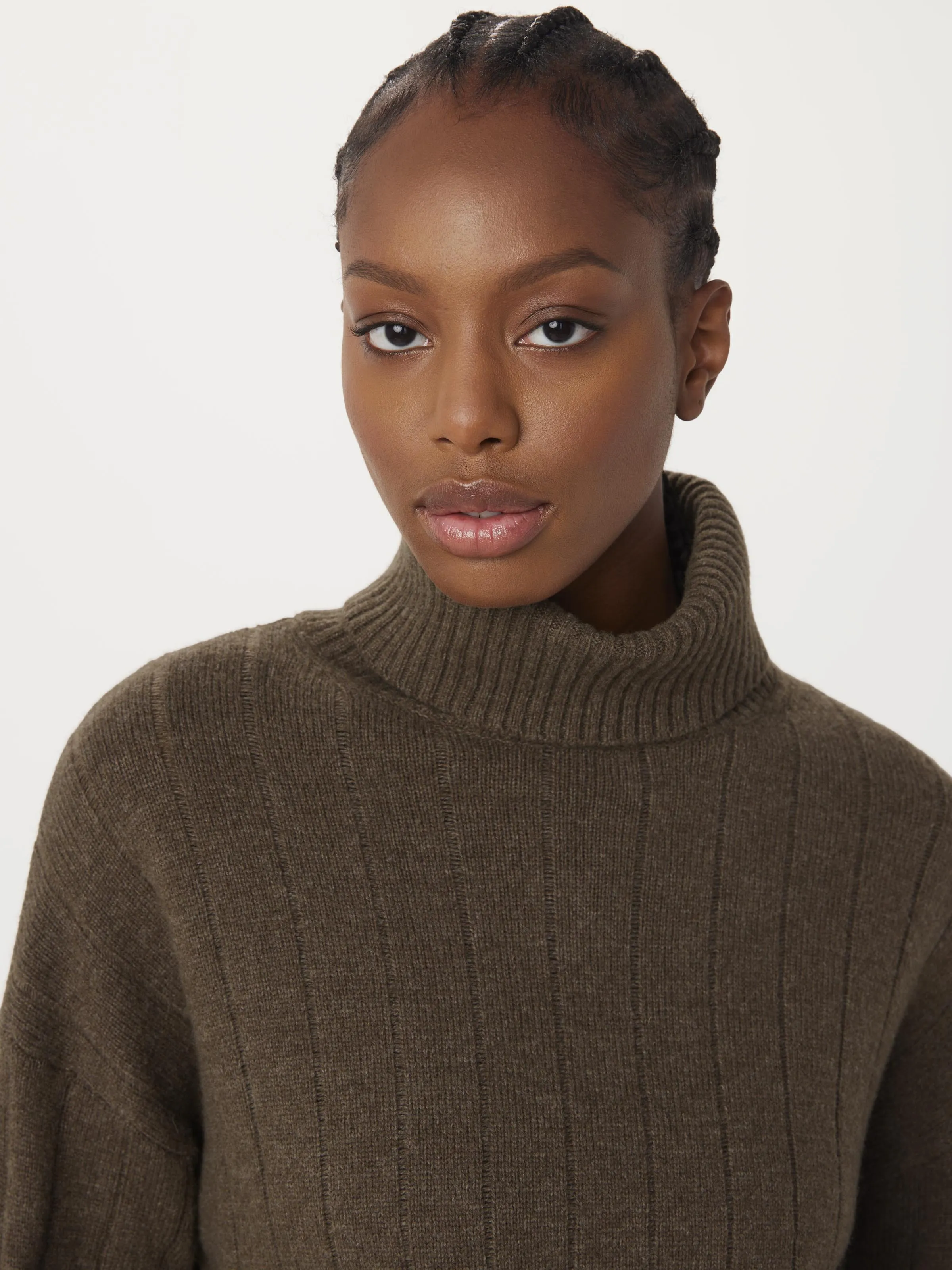 The Lambswool Turtleneck Sweater in Chocolate Brown