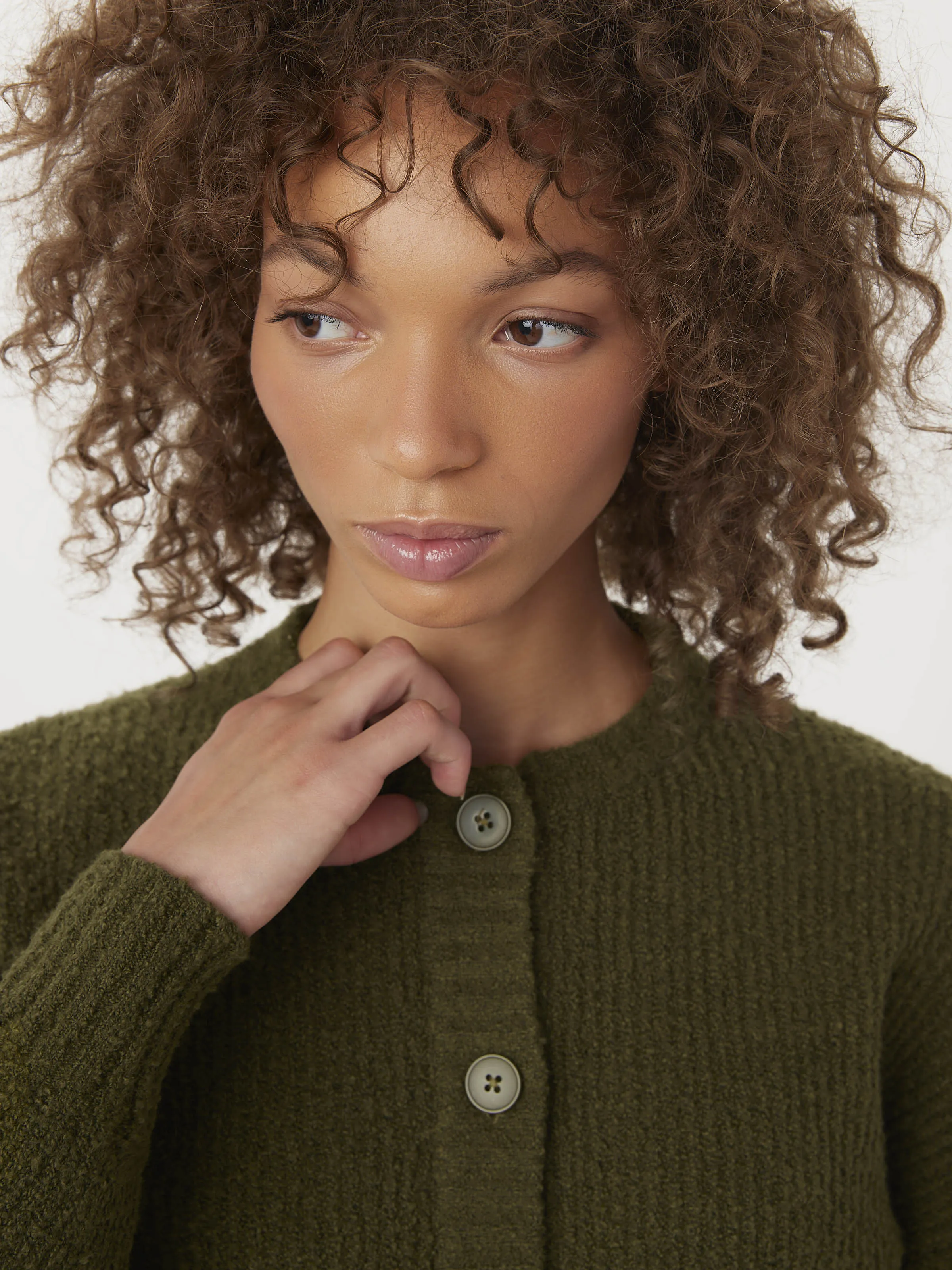 The Seawool Sweater Cardigan in Dark Olive