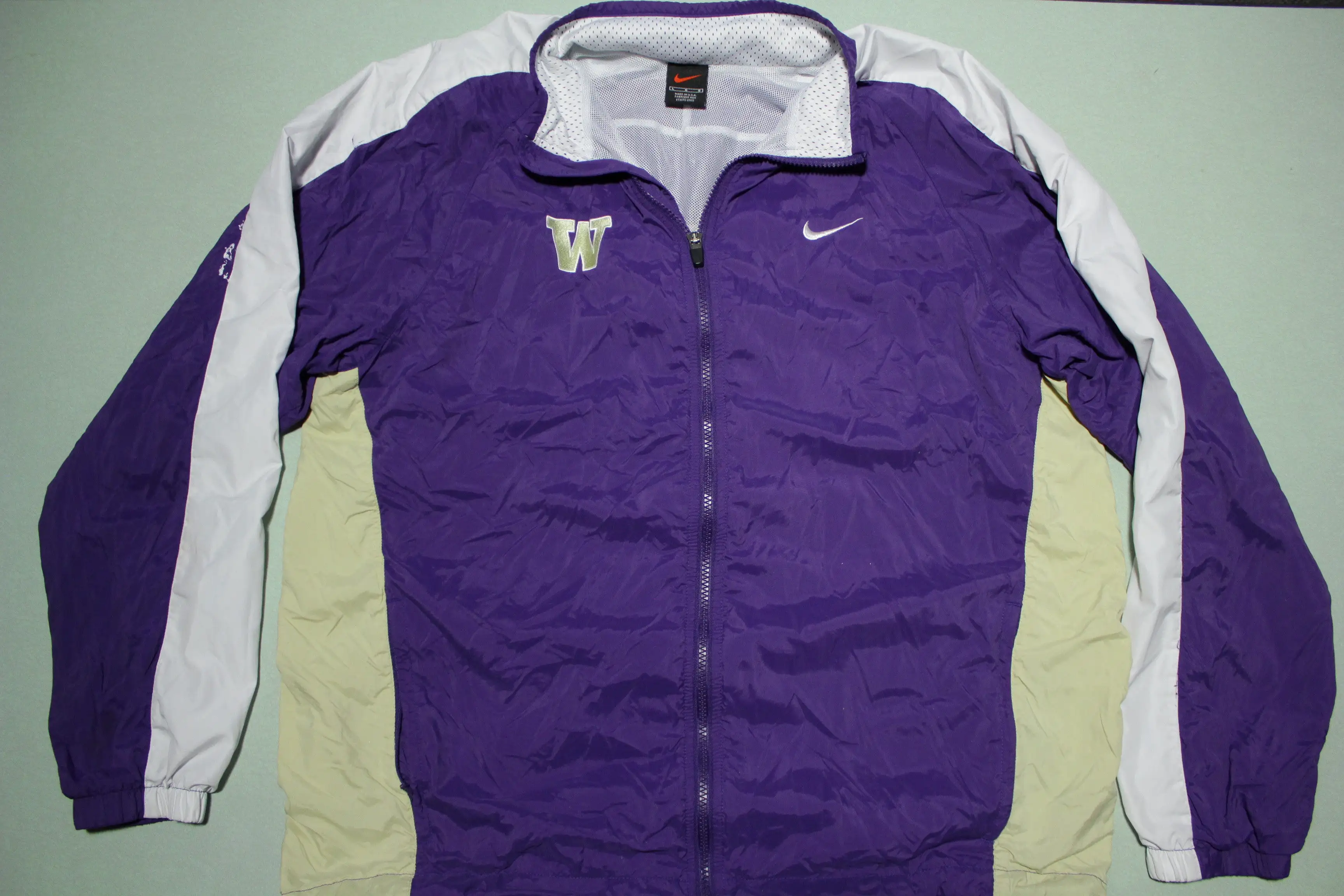 Washington Huskies UW Nike 90's Made in USA Embroidered Swoosh Pullover Windbreaker Jacket