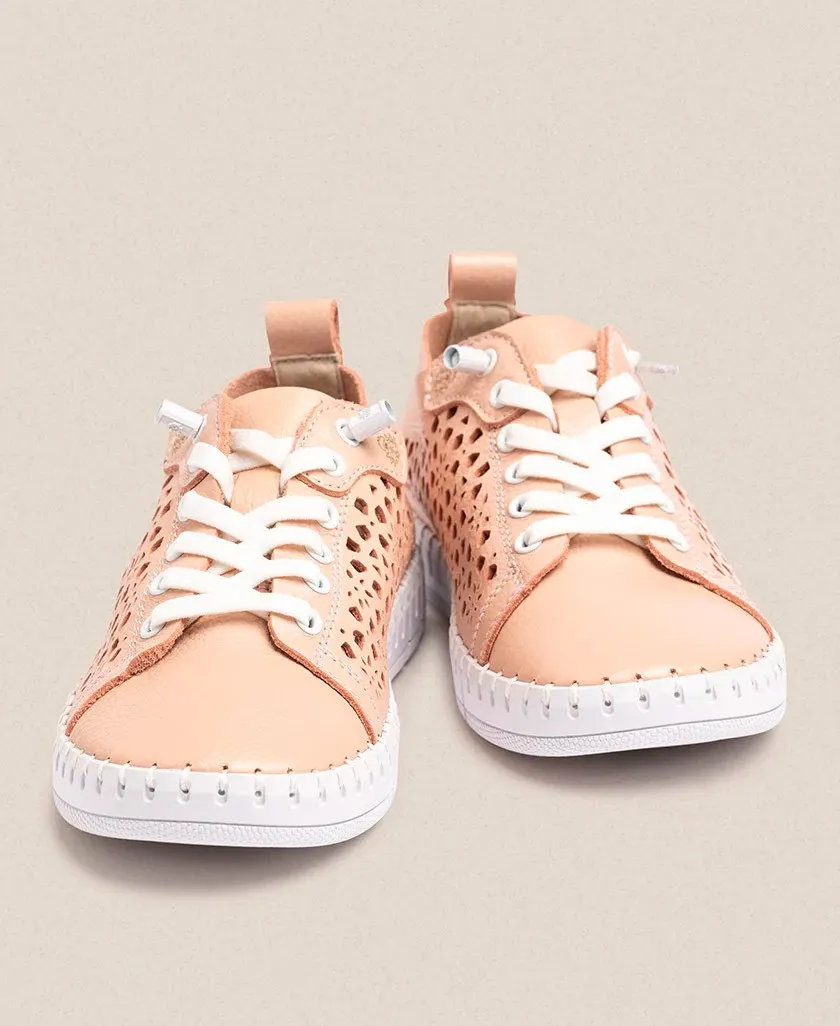 Yokono Flow Lace-Up Sneakers